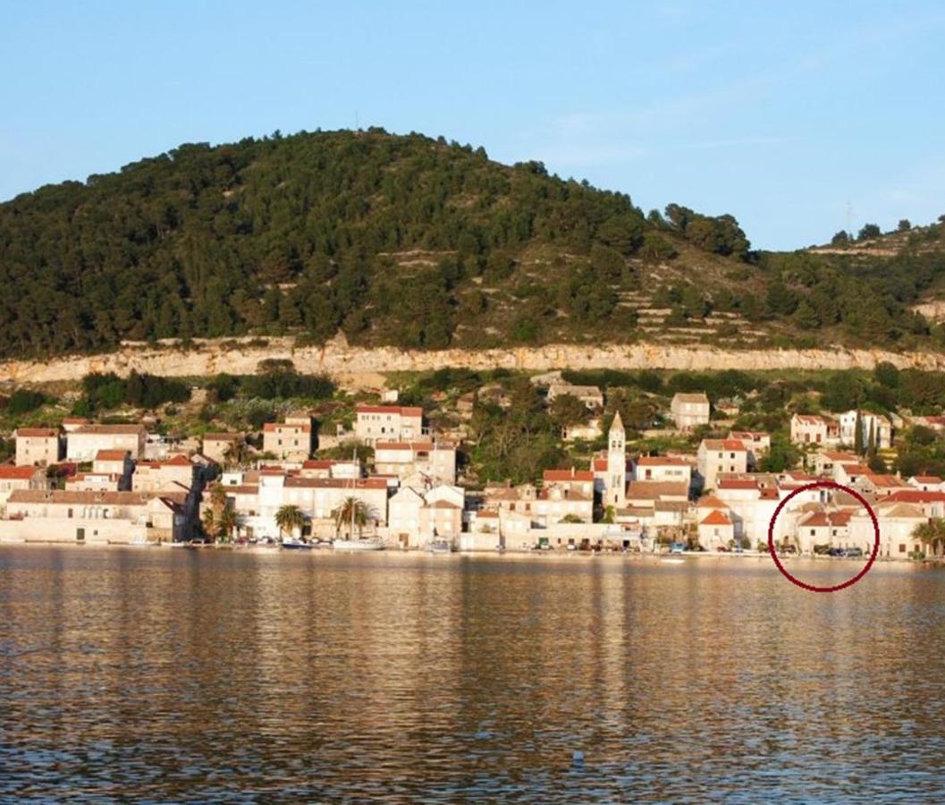 Apartman uz More Vis Exterior foto